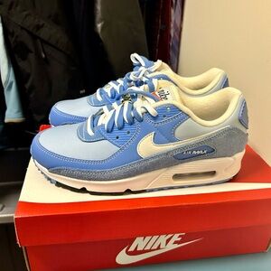 Nike Air Max 90 SE size 9 NWT